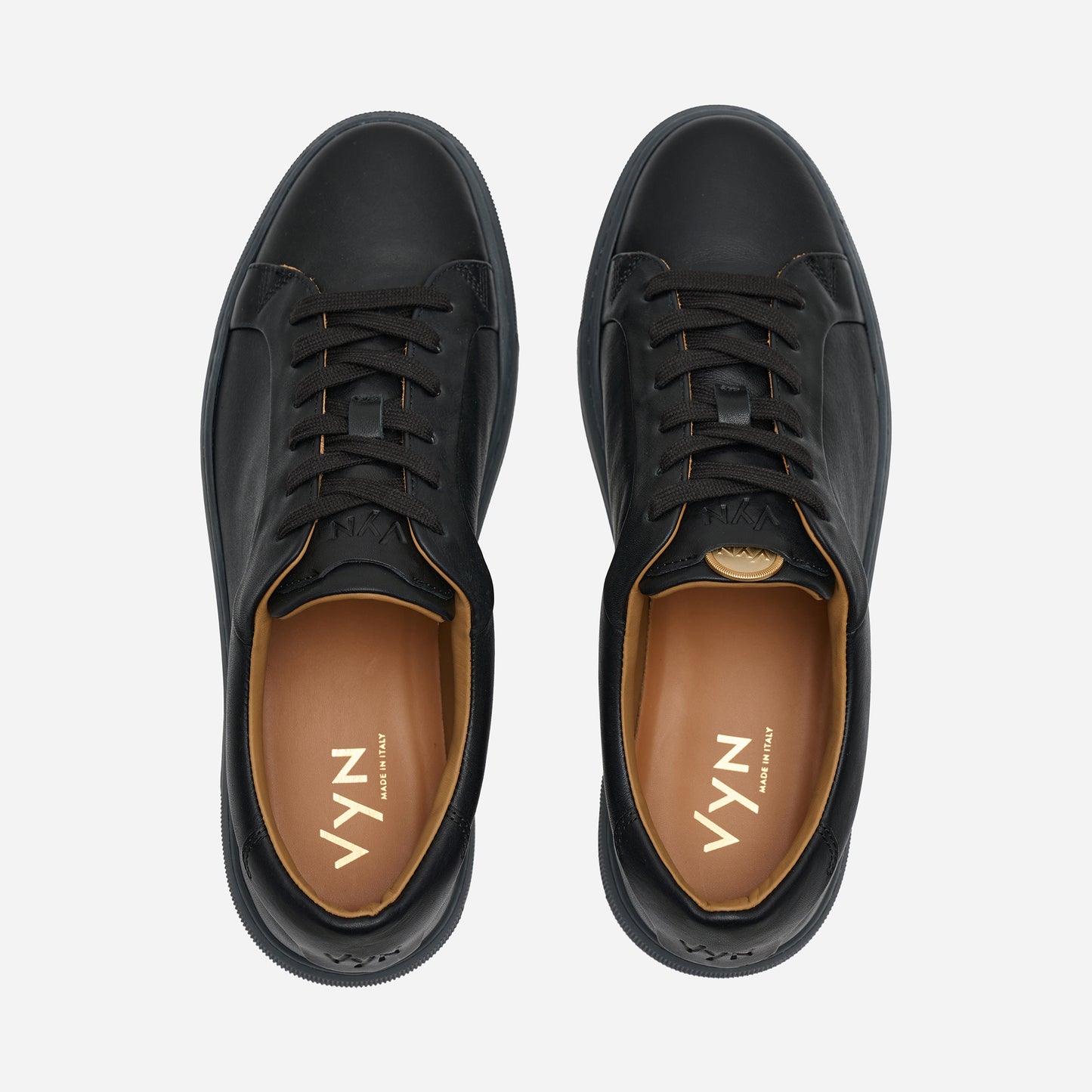 The VYN Silas - Noir Edition
